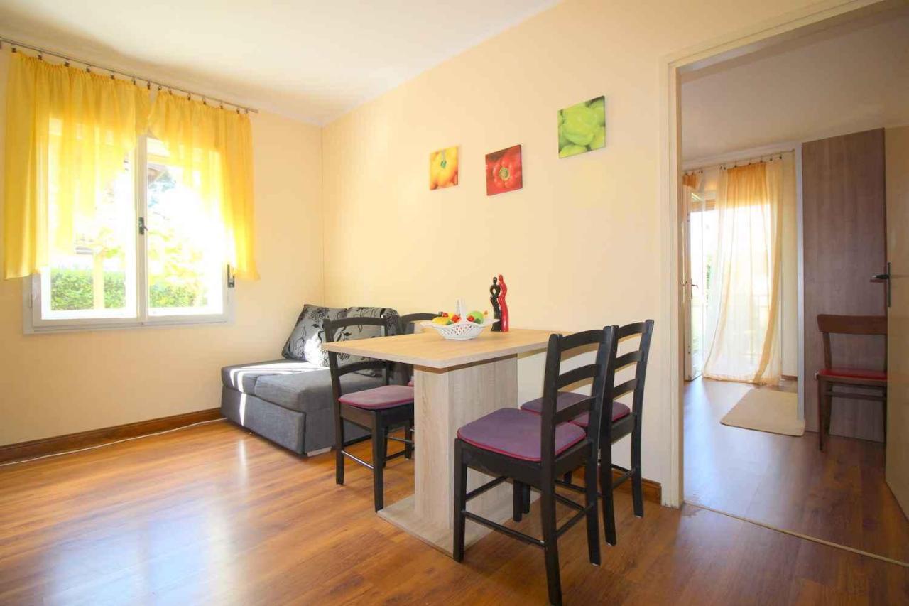 Apartment In Porec/Istrien 10035 מראה חיצוני תמונה